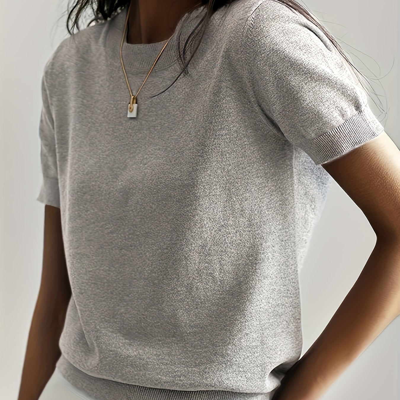 New Women's Summer Simple Thin Top Solid Color Short Sleeve Sweater