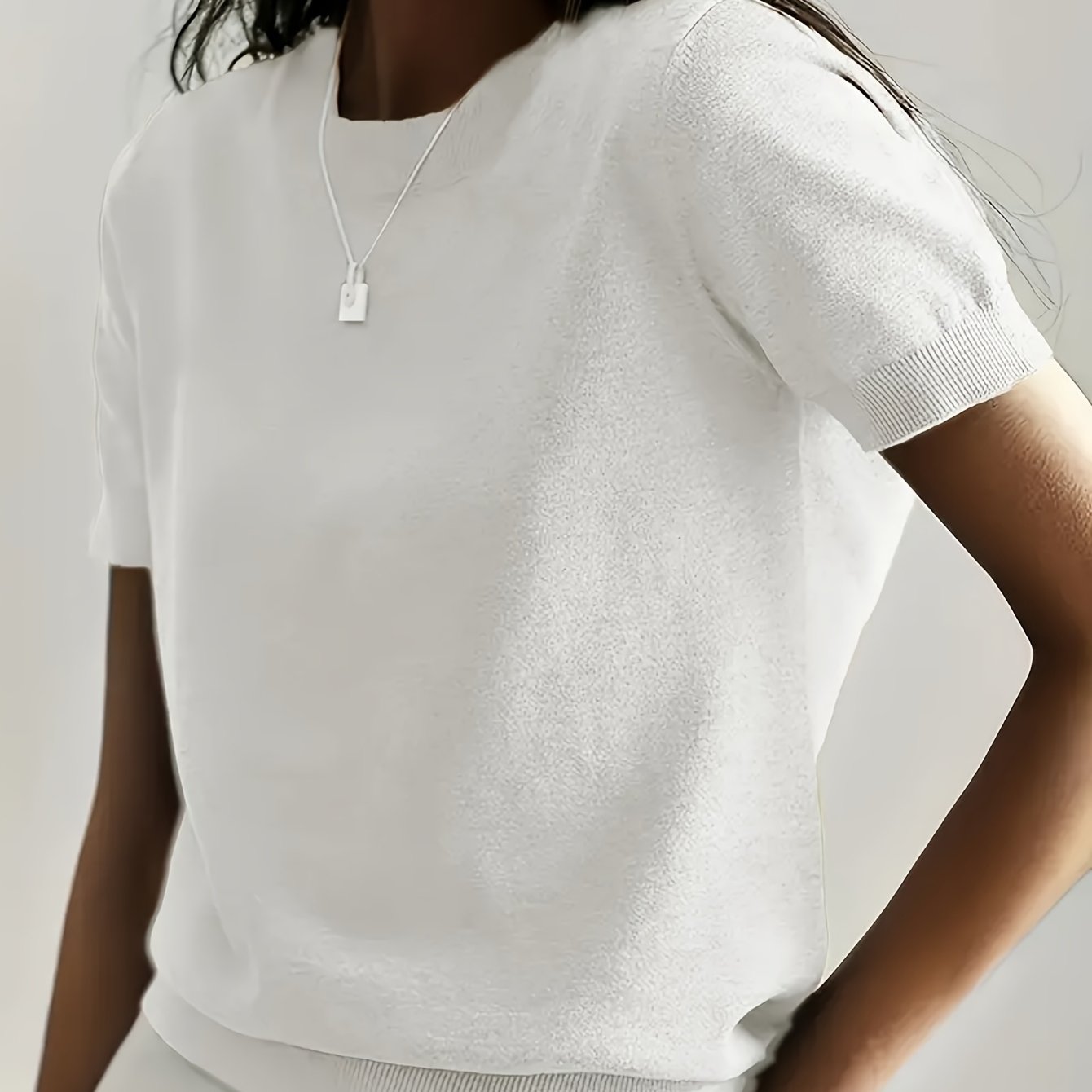 New Women's Summer Simple Thin Top Solid Color Short Sleeve Sweater