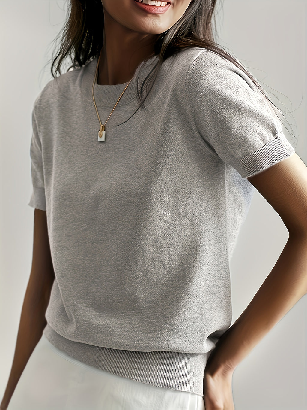 New Women's Summer Simple Thin Top Solid Color Short Sleeve Sweater